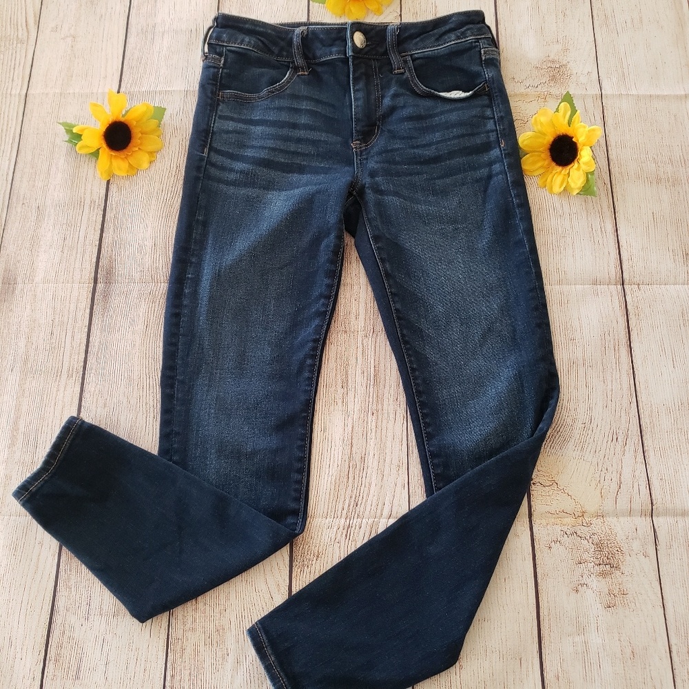 American Eagle Jeans
Size 4
Jegging